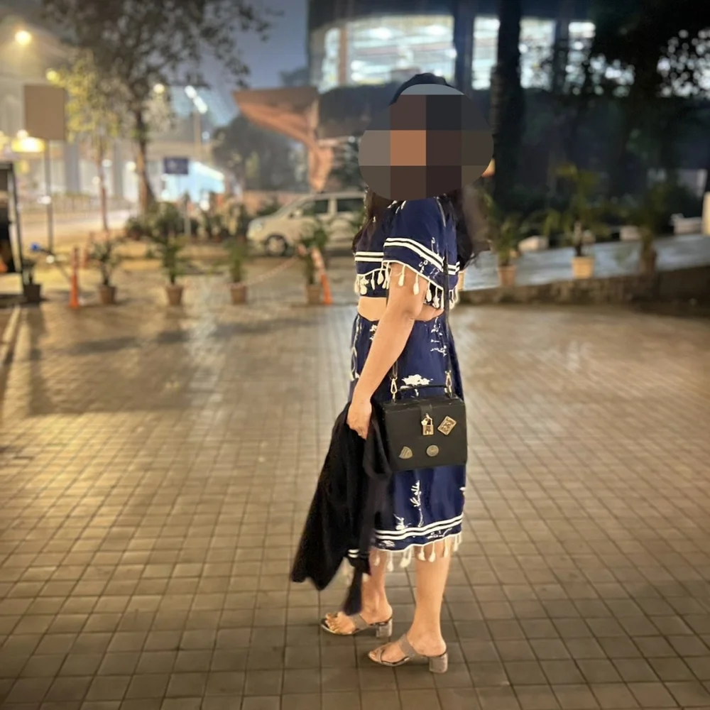 Vintage look box sling bag - Picture 4 of 10